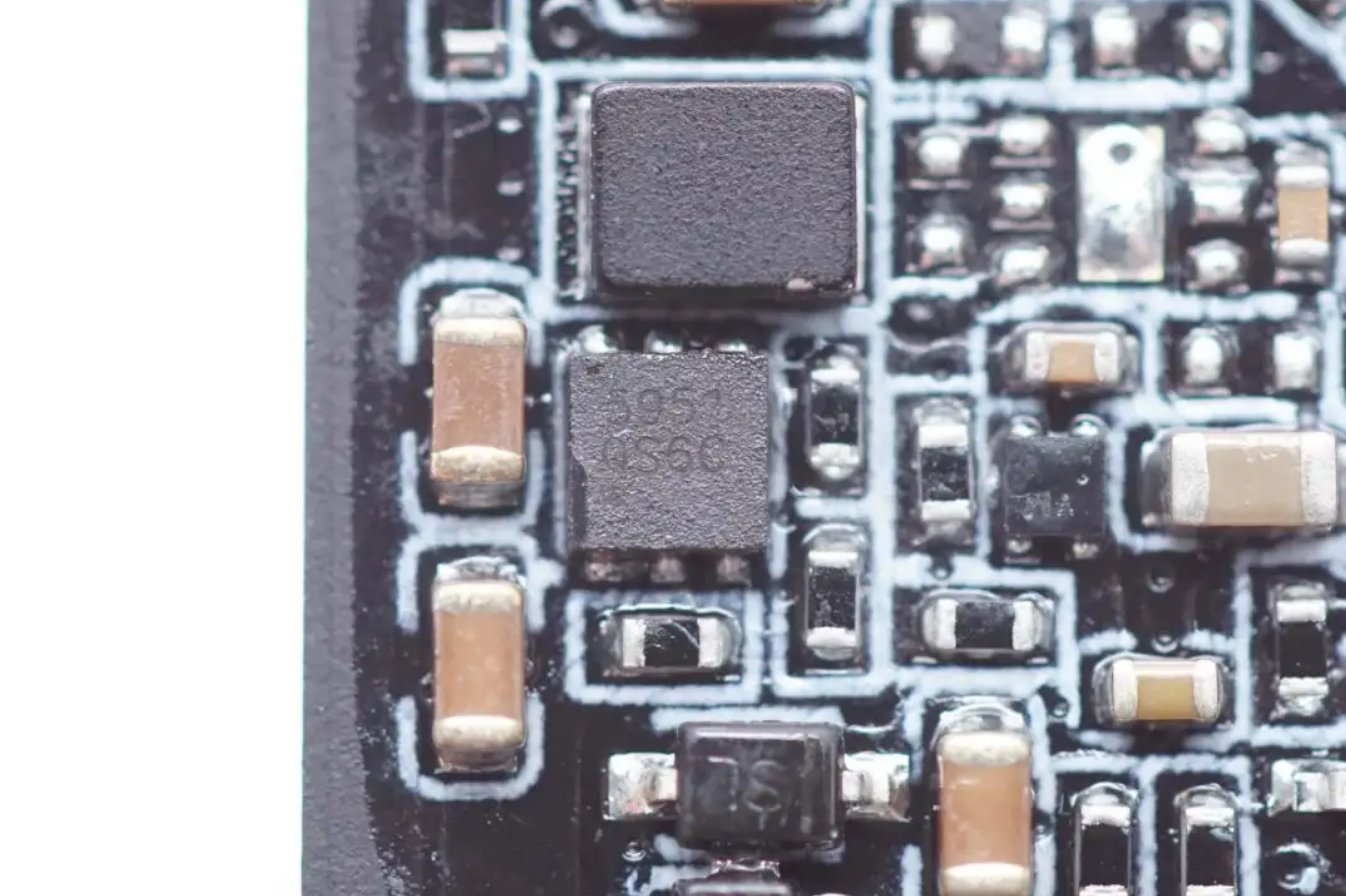 思遠(yuǎn)半導(dǎo)體1µA超低靜態(tài)電流同步升壓轉(zhuǎn)換器SY5951獲?laifen徠芬掃振電動(dòng)牙刷 SE采用！